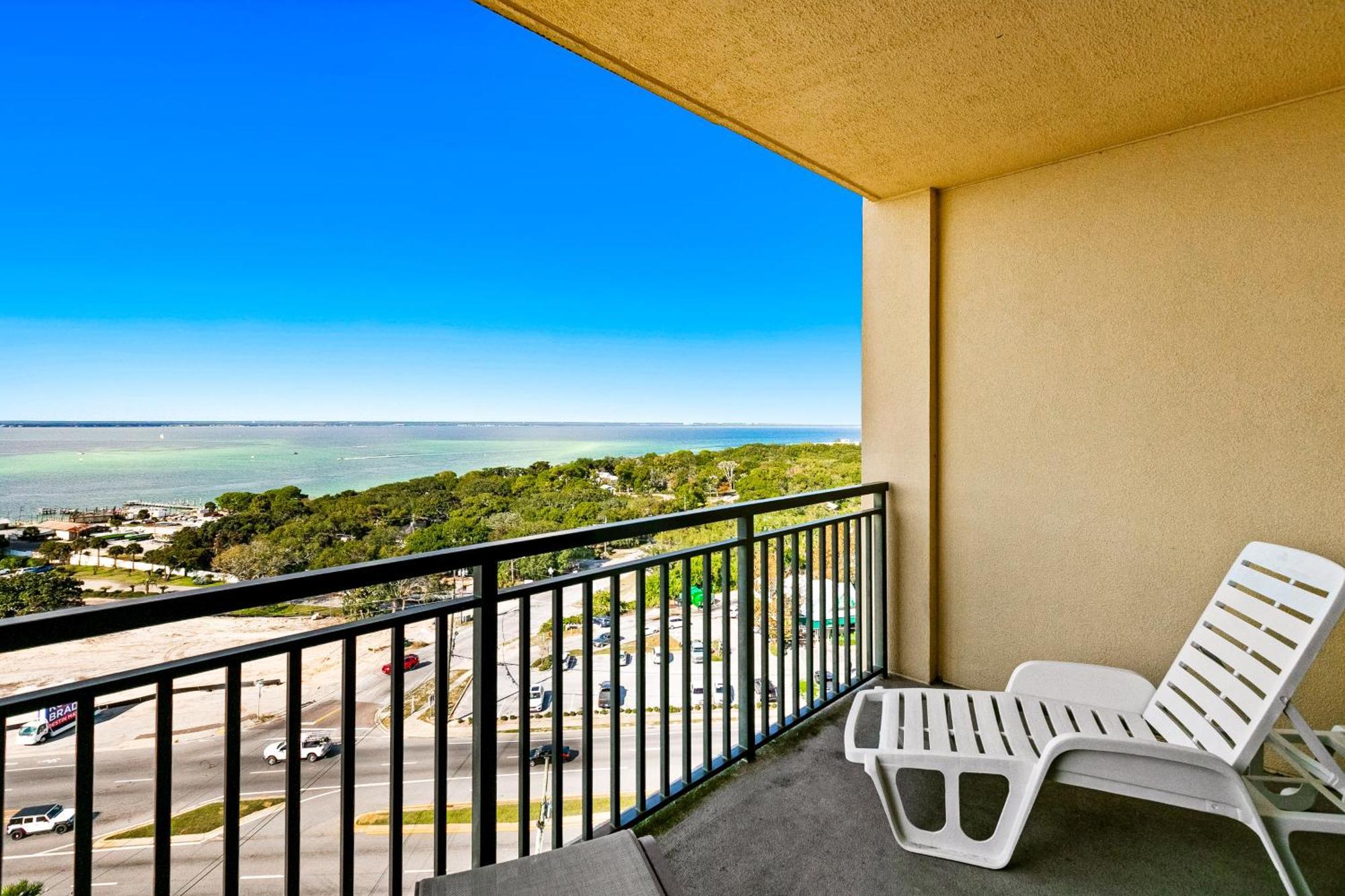 Emerald Grande Destin Room photo