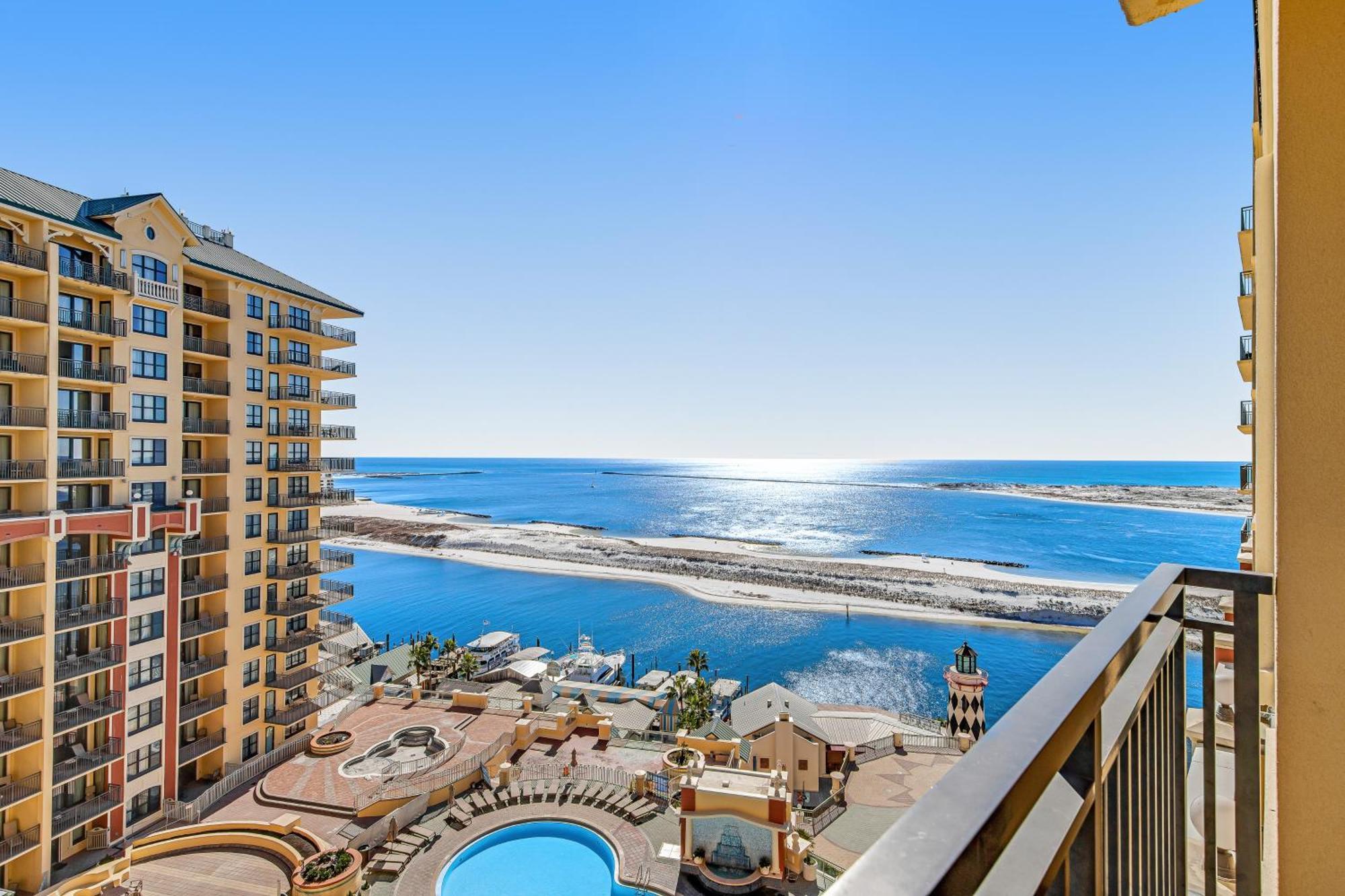 Emerald Grande Destin Room photo